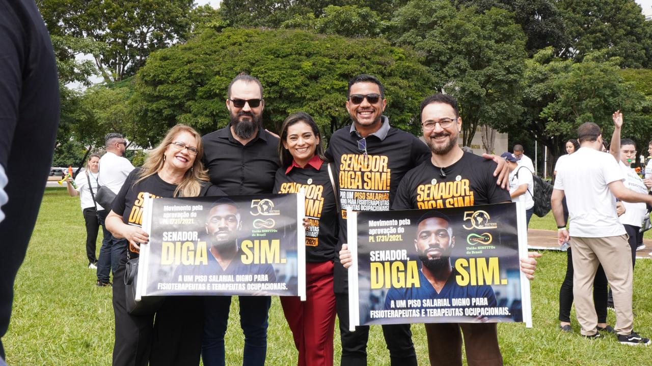 Ato em Brasília pela aprovação do piso salarial de fisioterapeutas e terapeutas ocupacionais
